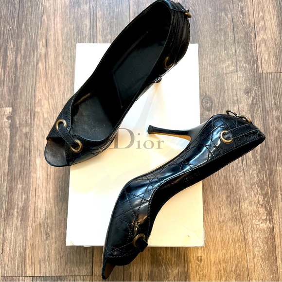 Christian DIOR Vintage Cannage High Heel Black Patent Leather Peep Toe Pumps 8.5 - Picture 17 of 17
